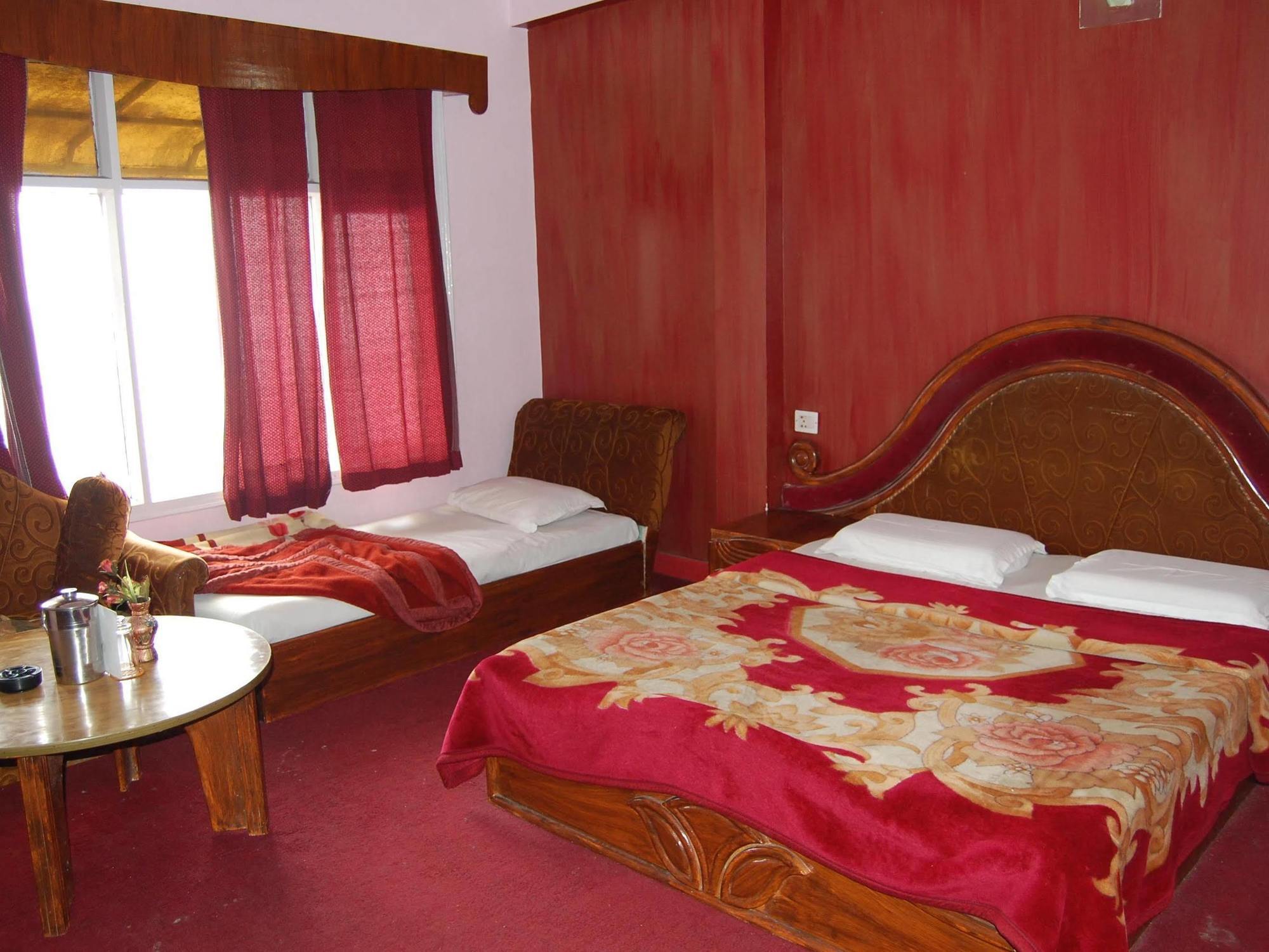 Hotel Park Mussoorie Buitenkant foto